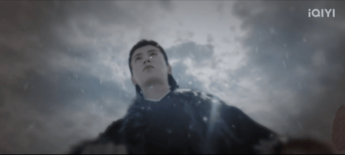 002f2b26118183752f8.gif