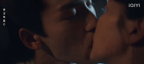 0076c4d0bf0f79795f7.gif