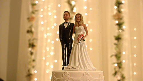 01---cake-toppers.gif