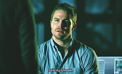 01---felicity-smoak.gif