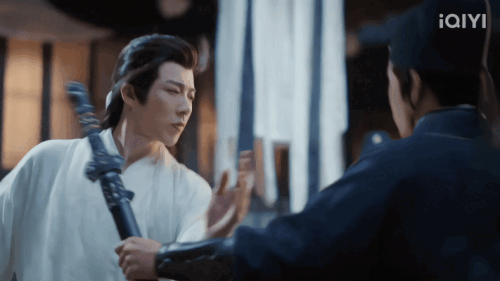 0103379f49b4bea53d0.gif