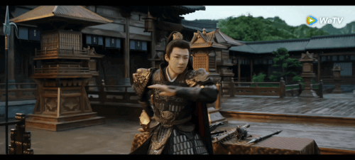 0119248eaafde3e4348.gif