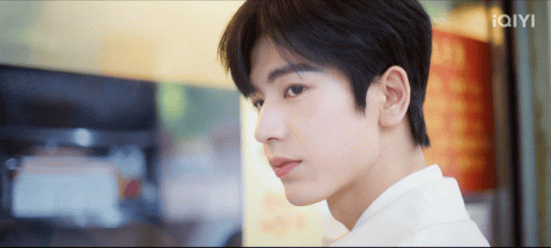 015e2cc849bc58476d6.gif