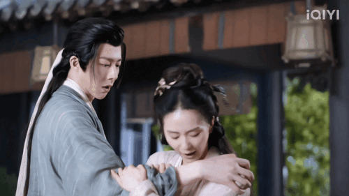 02204ff749bd59267dc.gif