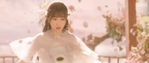 027cf2b5ade5ae0c053.gif
