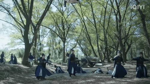 0298071011a45111577.gif