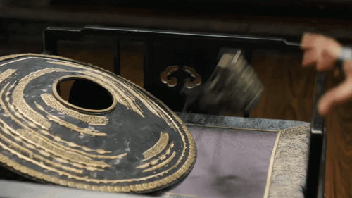 040caac4b7c8221bfc2.gif