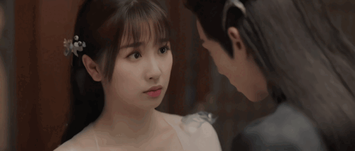 0436486fdf5b6df9c09.gif