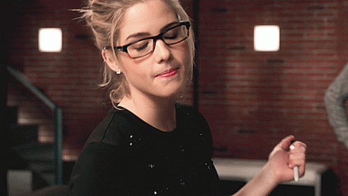 05---felicity-foot-in-mouth.gif