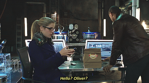 05---hello-oliver.gif