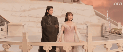 054bcd6937e251e3501.gif