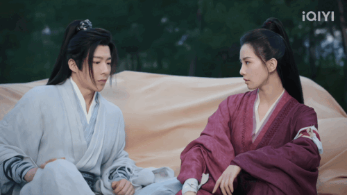057b392d5579e4db940.gif