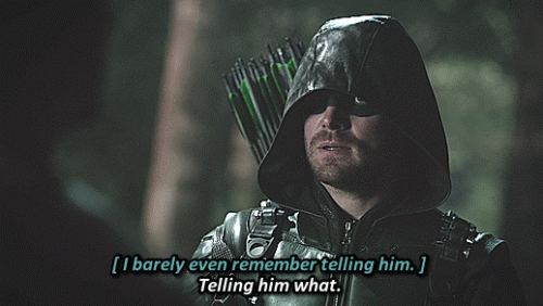 07---he-knows-youre-oliver-queen.gif