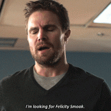 08---im-looking-for-Felicity-Smoak