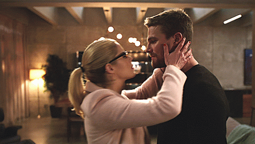 18---big-kiss.gif