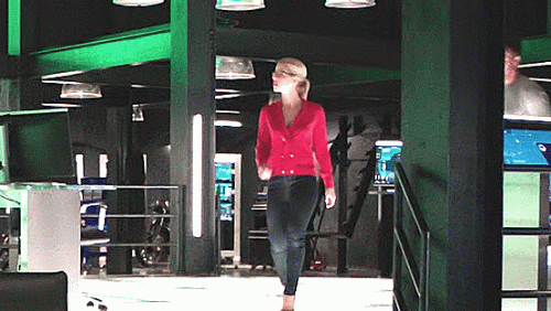 24---itty-bitty-olicity.gif