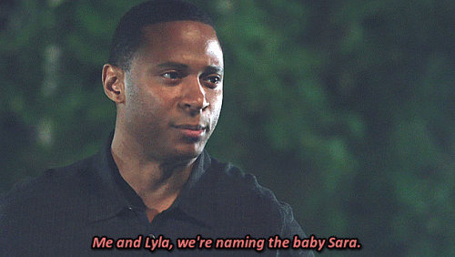 31---naming-the-baby-sara.gif