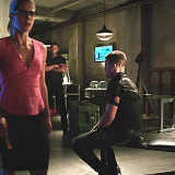 33---oliver-watches-felicity-leave