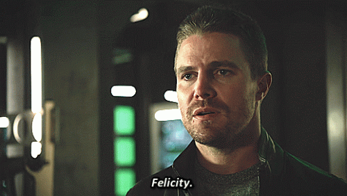 35---he-knows-felicity.gif