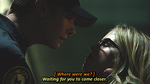 42---waiting-for-you-to-come-closer.gif