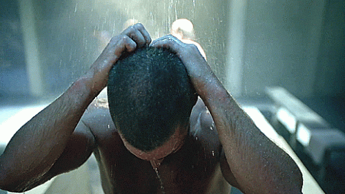 47---oliver-shower.gif