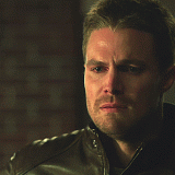 52---oliver-crying-over-roy