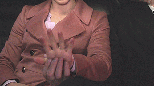 76---hands-in-love.gif