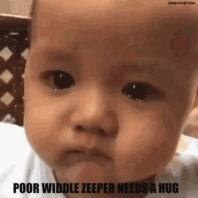 babycryingzeeperhug41e72d9fcfc9f916.gif