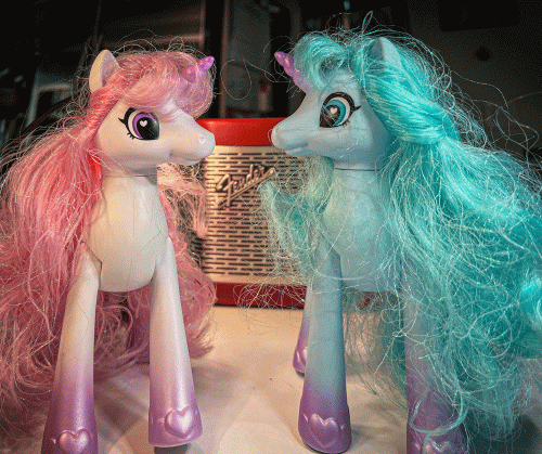 mikro-mou-pony.gif
