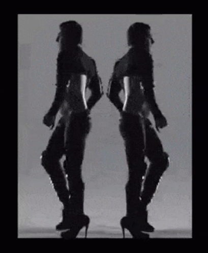zelenskytwindancingsmallgif84b6b2f8001e7b16.gif